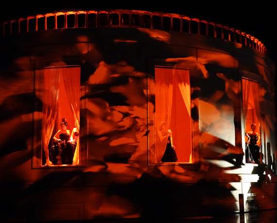 La Traviata, BASHIBA Video Projections
